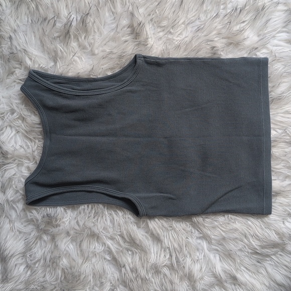 TLF Essential Ribbed Tank Top Medium - Picture 7 of 7